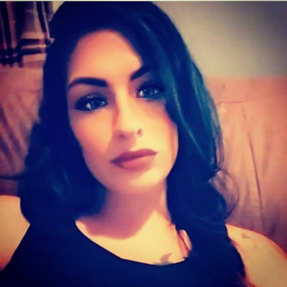 Meet your Posher, Ashley - Picture 1 of 1